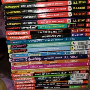 21 goosebumps book lot